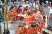 Много лет верующие Абхазии не переставали надеяться на то, что в соборе будет совершаться Божественная литургия