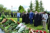 Священники Абхазской Православной Церкви почтили память первого президента