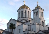 27 мая, во вторник во всех православных храмах Абхазии совершиться последняя в этом году вечерня и Утреня по  Пасхальному чину