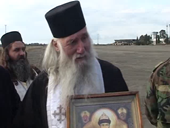 В Сухумском аэропорту вертолет поднял в небо чудотворную икону Николая второго – российского императора, объявленного православным святым