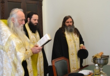 Сегодня, 12 февраля в администрации Президента РА  абхазским духовенством во главе с и.о. управляющего Абхазской Православной Церкви иереем Виссарионом Аплиаа был совершен чин освящения